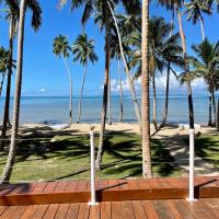 Coral Beach Cabana -- Fiji Luxury Villa On White Sandy Beach, hotel in Savusavu