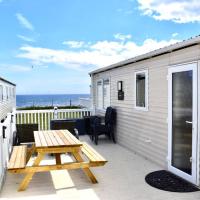 New Sea View Platinum Caravan with Huge Decking