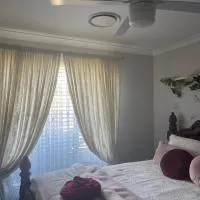 Gibbagunyah Manor Coal & rail workers etc Only, hotel di Muswellbrook
