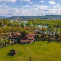 B&B Etno Village Sunčana Reka, отель в Бане-Ковиляче