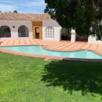 Casa Pitta Charm Villa, מלון בסנטארם
