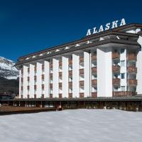 Hotel Alaska Cortina