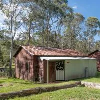 Little Styx River Cabin - The Hilton, Hotel in Ebor