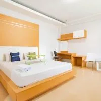 Urbanview Hotel Syariah Dapen Pontianak by RedDoorz, hotelli kohteessa Siantan