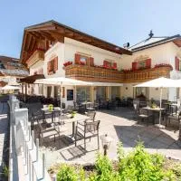 Hotel Stilfserhof, hotelli kohteessa Stelvio