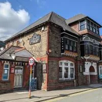 Cwmcarn Hotel & Bunkhouse, hotel a Cwmcarn