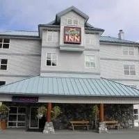 Quarterdeck Inn Port Hardy, готель у місті Порт-Гарді