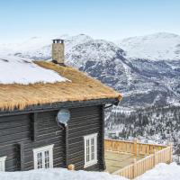 Stunning home in Hemsedal with 7 Bedrooms, Sauna and WiFi