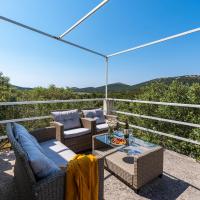 Stunning home in Molat with WiFi and 2 Bedrooms, hotel in Molat