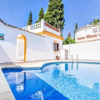 Amazing home in Cadiz with Outdoor swimming pool, WiFi and 7 Bedrooms