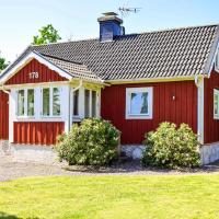 Amazing home in Rockneby with 2 Bedrooms and WiFi, hotell i Rockneby