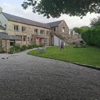 THE OLD RECTORY SOUTHCOTT APARTMENT in Jacobstow 10 mins to Widemouth bay and Crackington Haven,15 mins Bude,20 mins tintagel, 27 mins Port Issac, hotell i Jacobstow