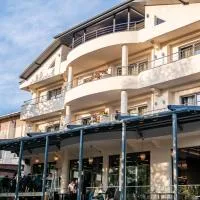 Hotel THR Center, отель в Куртя-де-Арджеш