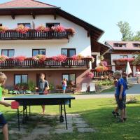 Naturpark Bauernhof Sperl, hotel u gradu Mariahof