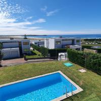 Modern 4 Double Bedroom Villa with Pool / Garden