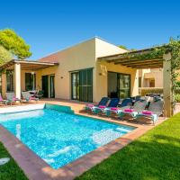 Villa Josefa by Villa Plus, hotel em Cala Galdana