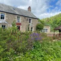 The Elks Head Inn, hotel a Whitfield