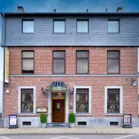 Hotel Mennicken, hotel en Würselen