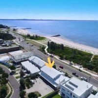 Silver Beach Penthouse, хотел в Kurnell