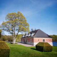 The Norrmans Castle, hotel cerca de Aeropuerto de Malmö - MMX, Genarp