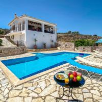 Awesome home in Koroni with Outdoor swimming pool, WiFi and 4 Bedrooms