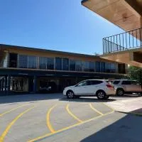 Royal Inn، فندق في لايف أواك