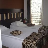 Hotel Sydney, hotel malapit sa Craiova International Airport - CRA, Craiova