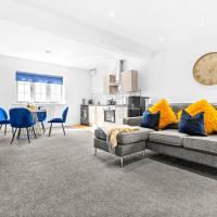 The Woodfield - stunning modern 2 bed apartment - TV in every bedroom!