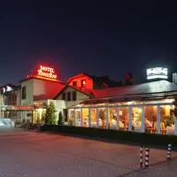 토르짐에 위치한 호텔 Paradise Torzym