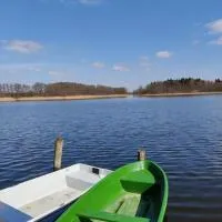 Ferienwohnung Jano - Residenz am See, hotel v destinácii Lalendorf