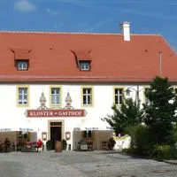 Hotel Kloster-Gasthof Speinshart، فندق في Eschenbach in der Oberpfalz