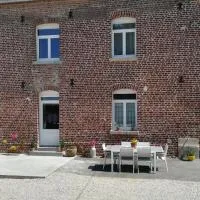 AU COEUR DE L'ENCLAVE, hotel em Moeuvres