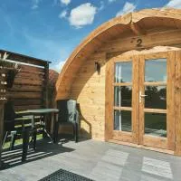 Camp Genys, хотел в Юрбаркас