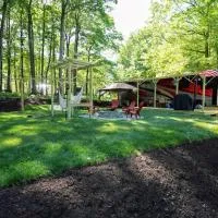 3E *Glamping at Treasure Lake*, hotel a Du Bois