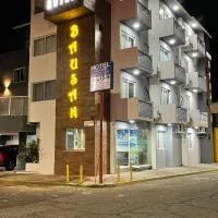 Hotel & Suites Bausan, готель у місті Бока-дель-Ріо
