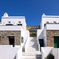 Astrokaktos: Skaládhos şehrinde bir otel