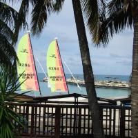 Northshore Seaside Suites, hotell sihtkohas Saint Johnʼs lennujaama Codrington - BBQ lähedal