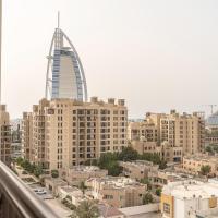 Monty Holiday Home - Beach Life Boho 1BR with Burj Al Arab View