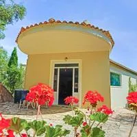 Amfitriti Hotel & Studios