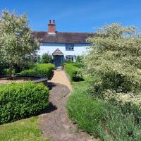 Beautiful 3 Bedroom Cottage - Picturesque Retreat, hotel in Lichfield