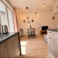9mins de Lamalou-les-Bains 30mins Avène 40m², Hotel in Bédarieux