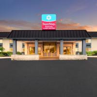 SureStay Plus Hotel by Best Western McGuire AFB Jackson, hotel near McGuire Air Force Base - WRI, Cookstown