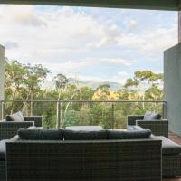 Hillcrest Holiday Home, hotel in Healesville