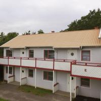 Holiday apartment with panoramic views on Almon, Hotel in Myggenäs