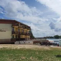 Apartmánový Garni Hotel Relax, מלון בסנץ