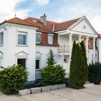 Villa Lilith Smart, hotel sa Fertőrákos