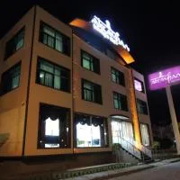 Akcayhan Hotel, hotel en Akçay