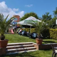 Zafo Hotel, hotel i Sinemorets