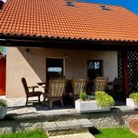 Chalupa Kadov, hotel i Sněžné