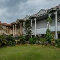 De Manora Homes - Unpretentious hotel with a garden , posh area Ranjit Avenue, hôtel à Amritsar